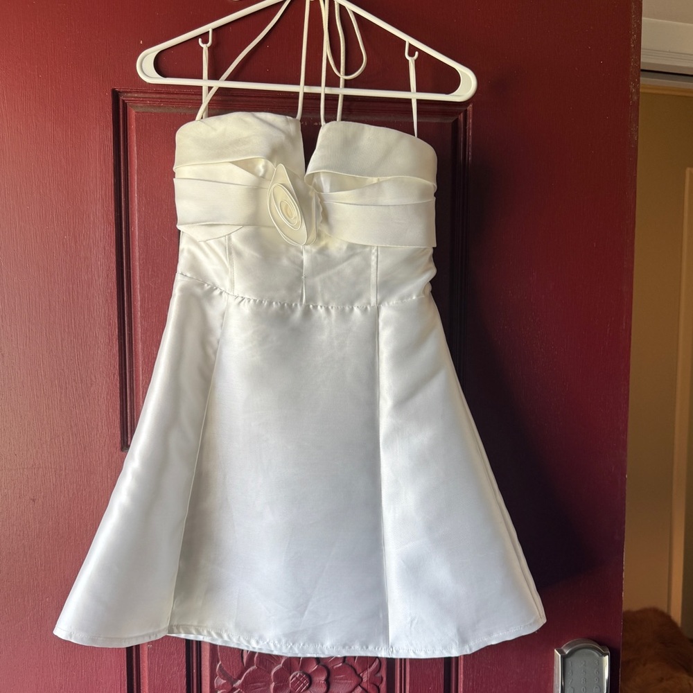 Chloe Dao Boutique Ivory Strapless Rosette Cocktail Dress Bridal Shower Size S - Picture 3 of 5